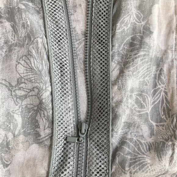 NWOT Yesterday linen zip-up pale grey/white/blush fitted jacket size 14 - Picture 5 of 11